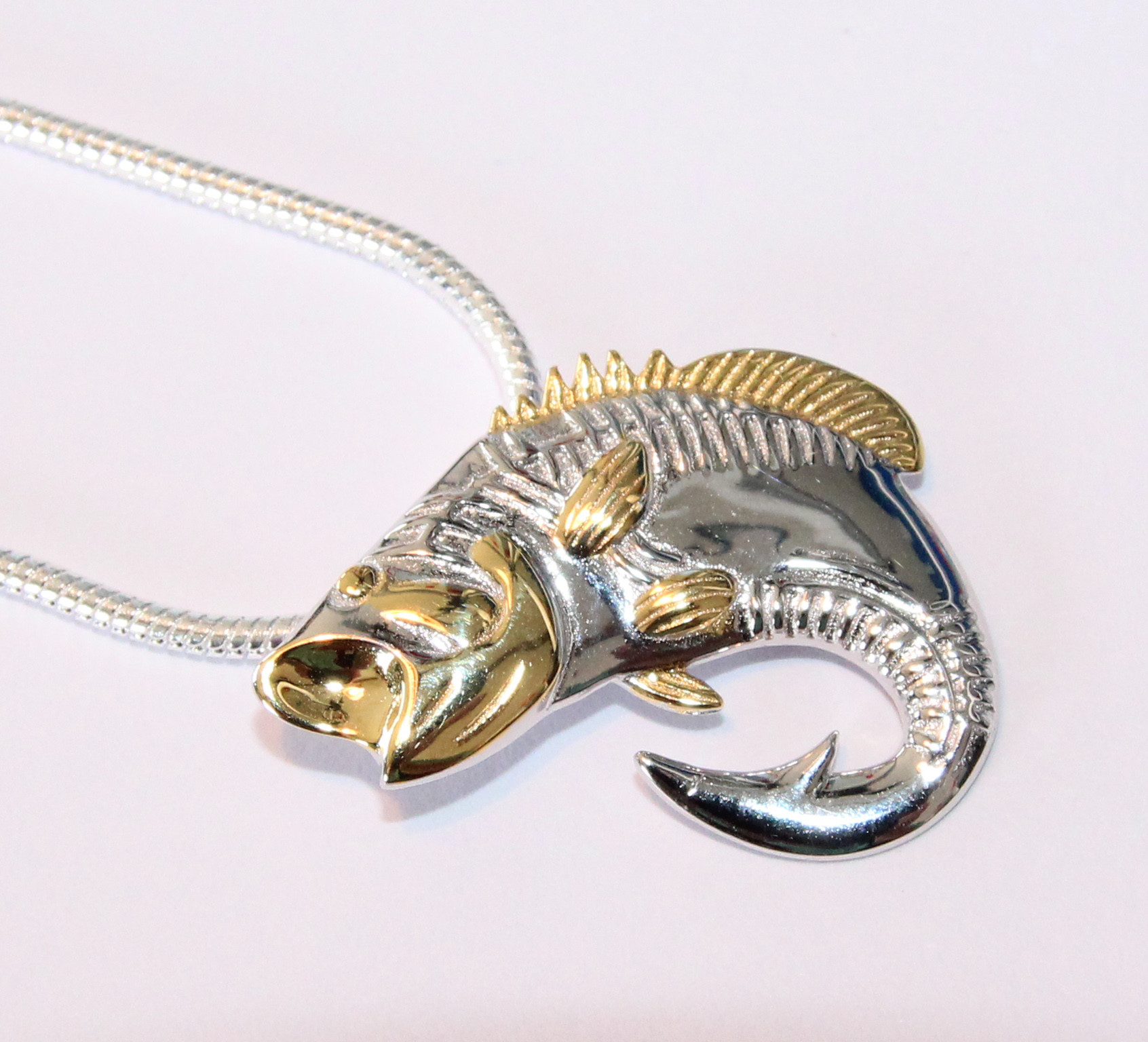 Sterling Silver Largemouth Bass with Gold Plated Fins and Mouth – Just  Hookin